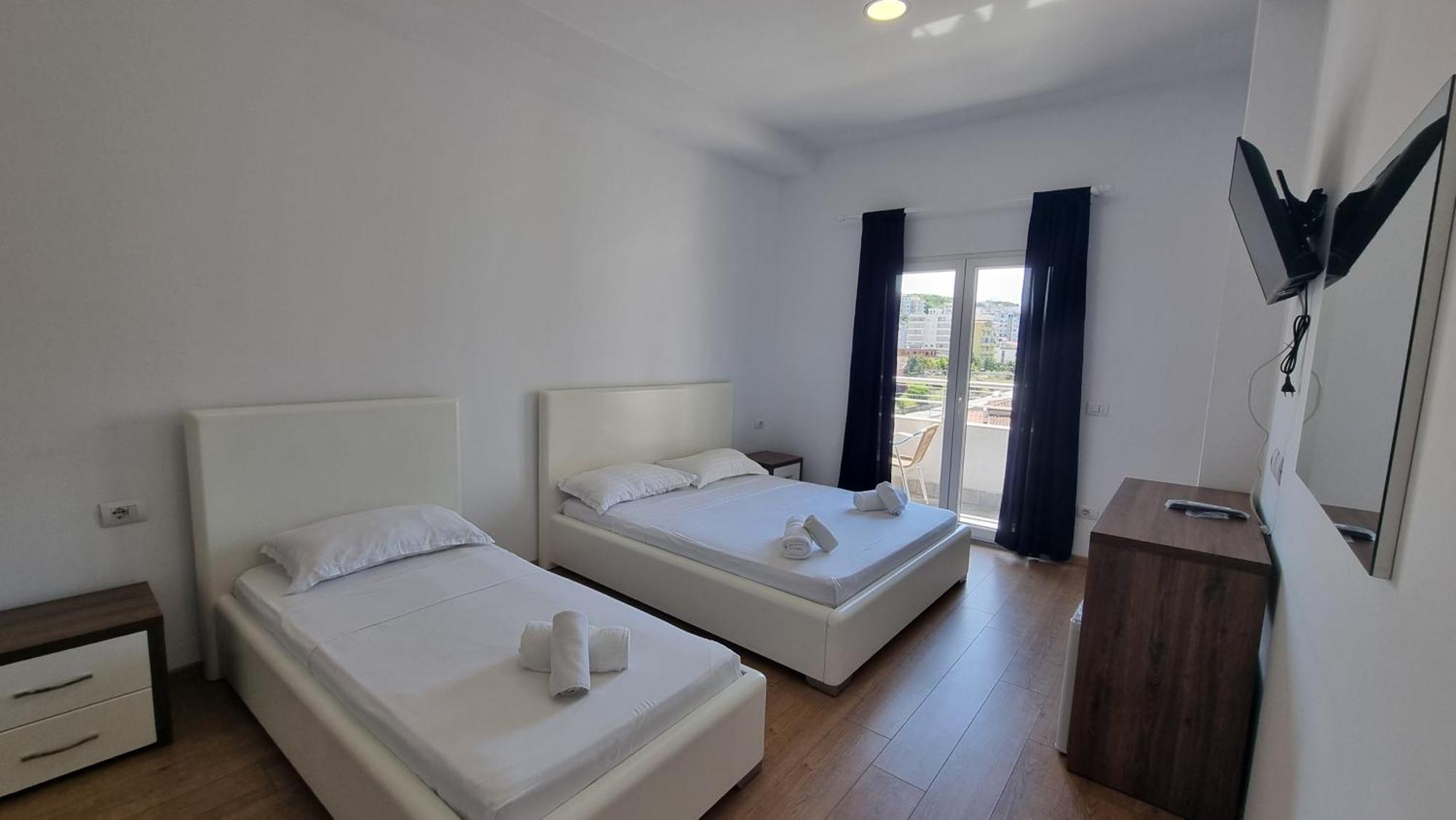 Hotel Blue Amr Škalngur Esterno foto
