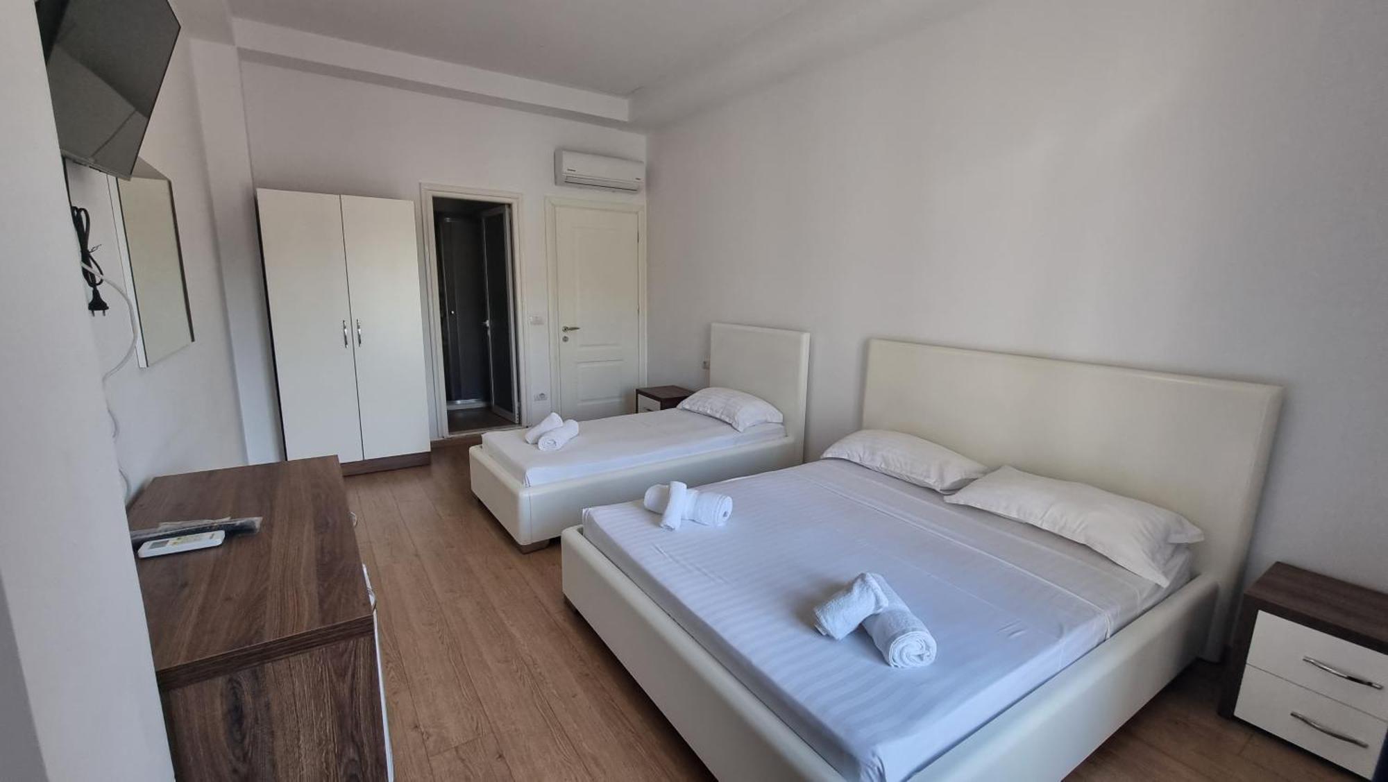 Hotel Blue Amr Škalngur Esterno foto
