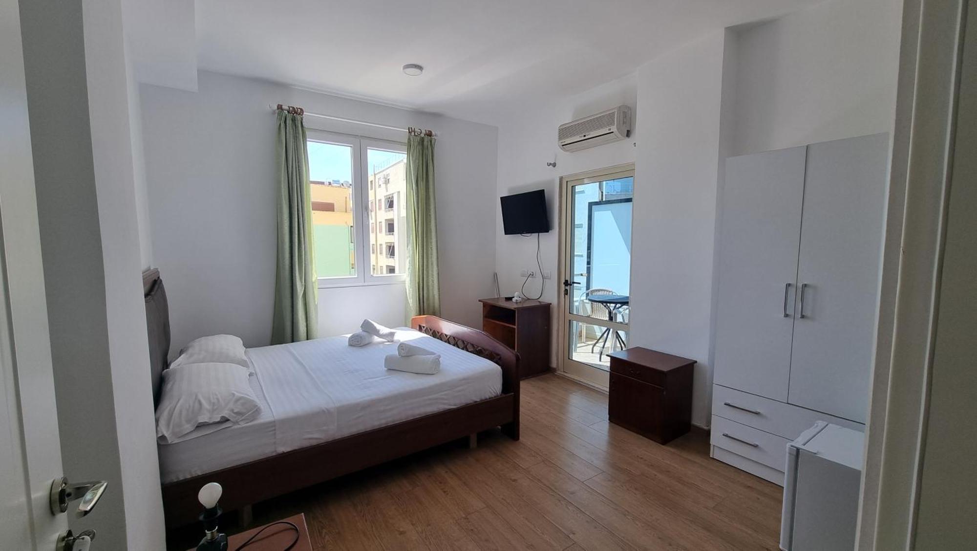 Hotel Blue Amr Škalngur Esterno foto
