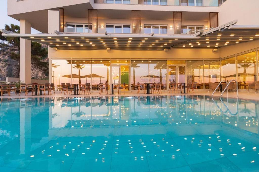Hotel Blue Amr Škalngur Esterno foto