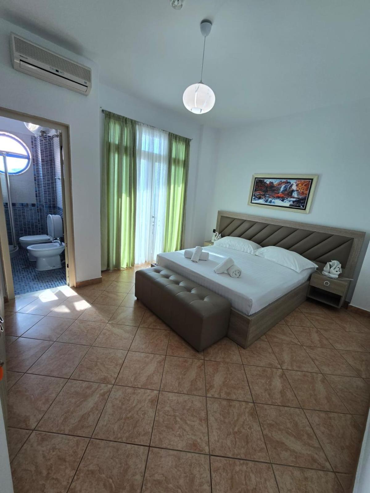 Hotel Blue Amr Škalngur Esterno foto