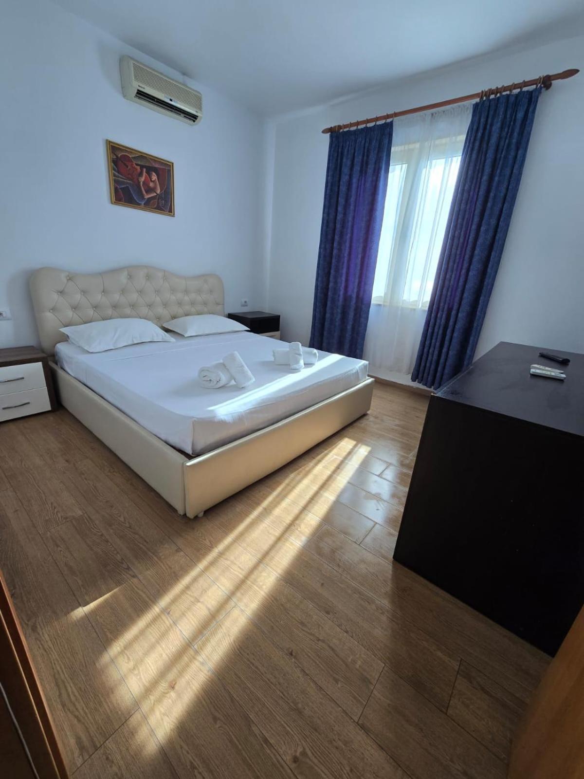 Hotel Blue Amr Škalngur Esterno foto