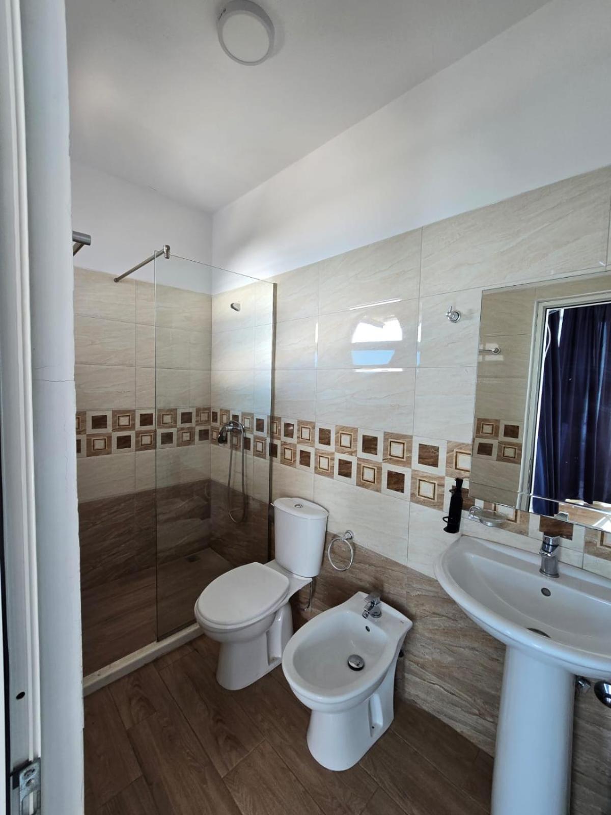 Hotel Blue Amr Škalngur Esterno foto