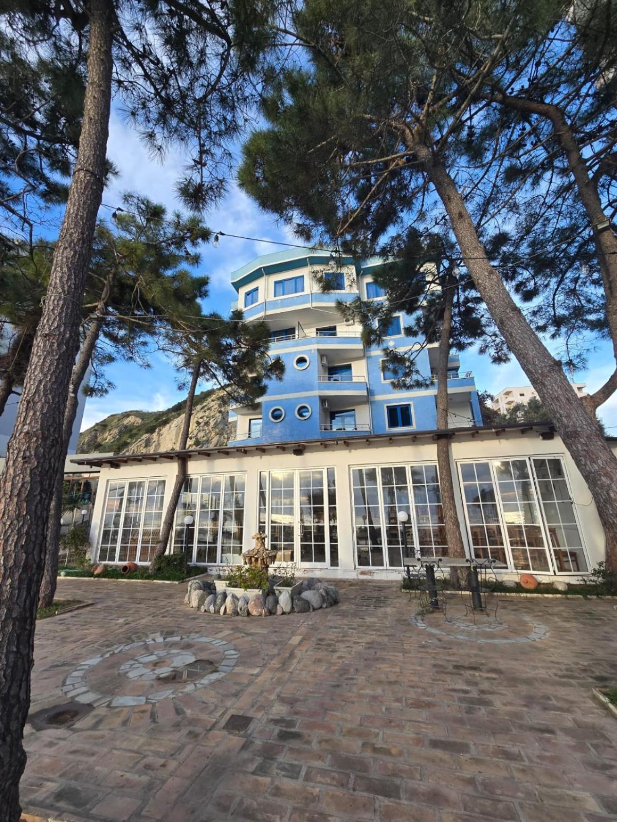 Hotel Blue Amr Škalngur Esterno foto