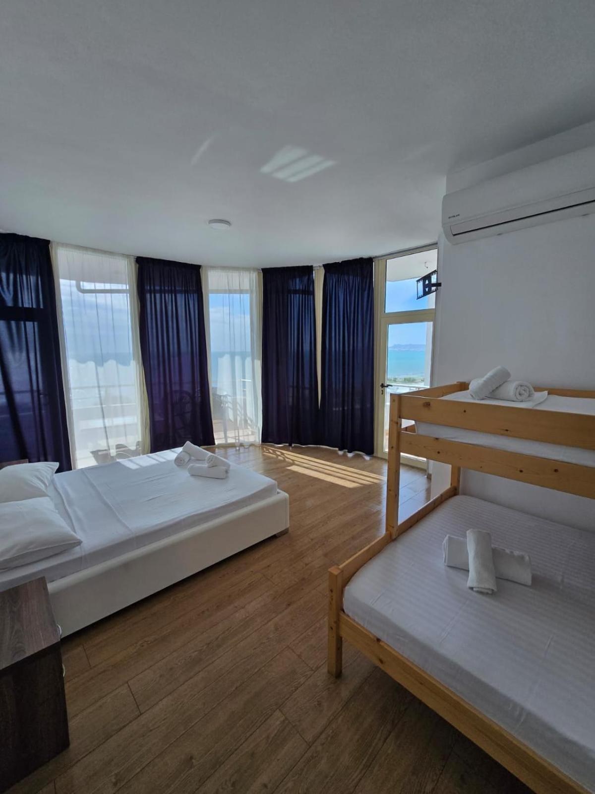 Hotel Blue Amr Škalngur Esterno foto