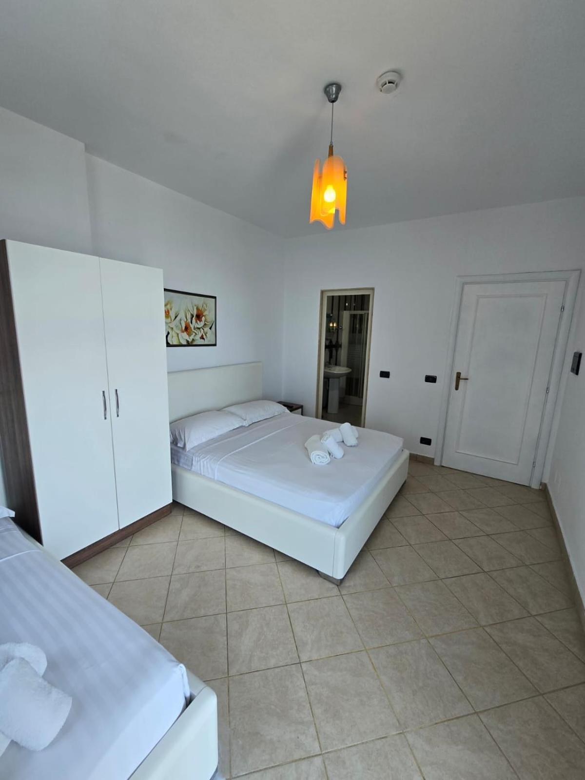 Hotel Blue Amr Škalngur Esterno foto